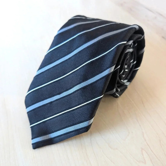 🇮🇹CANALI black striped  tie - Picture 1 of 10